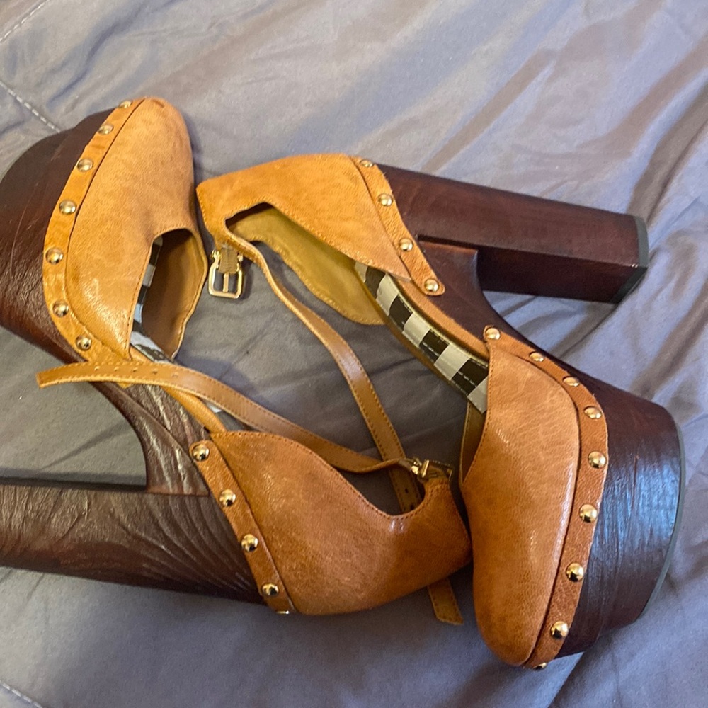 Gianni Bini Platform